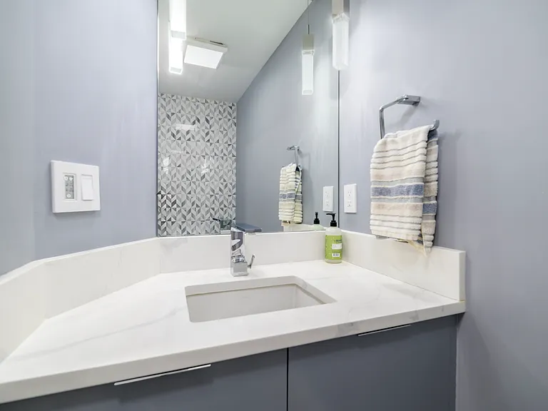 566 Newfield Ave #14 — Photo 9