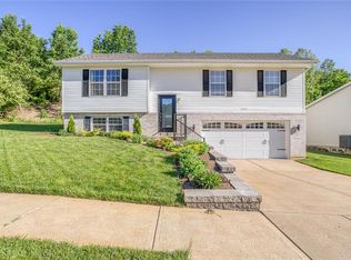 1846 Crosshaven Dr, High Ridge, MO 63049