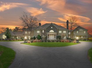 3 Glenwood Rd, Southborough, MA 01772