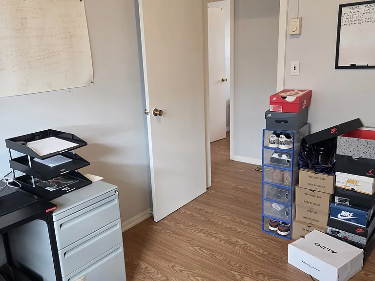 30 Drew St #6 — Photo 3