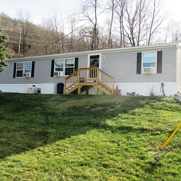 1st image of 27 Skyview Dr