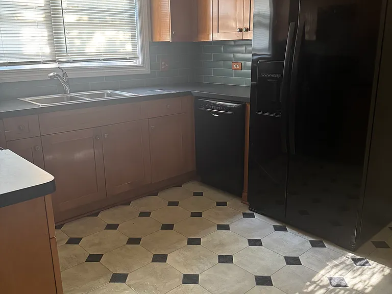 501 Sheridan Rd #C2 — Photo 11