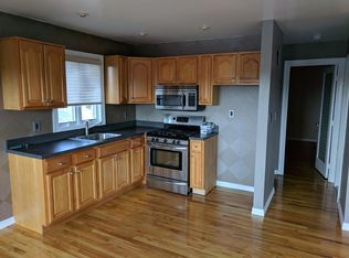 49 Mallow St, Staten Island, NY 10309