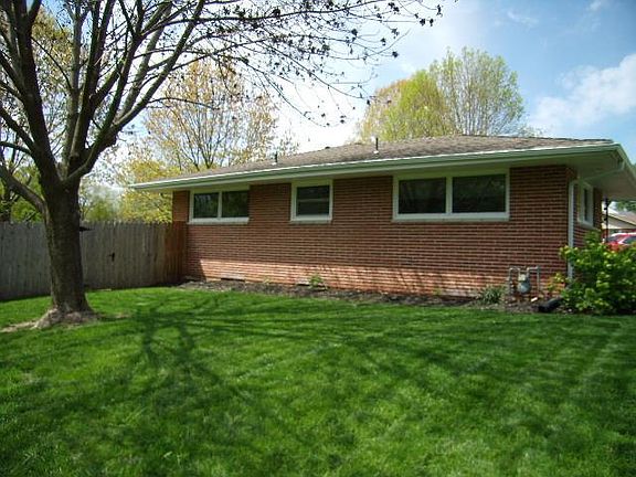 4th image of 2810 S 42nd St
