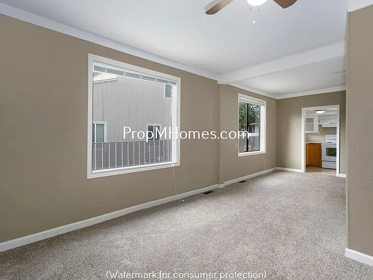 6721 SE 84th Ave — Photo 4