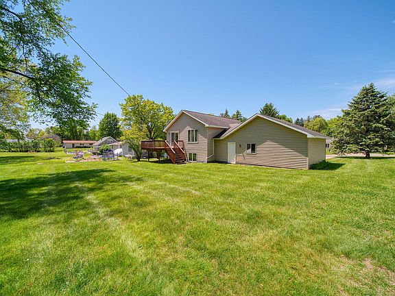 5th image of 475 Greenbriar Pl