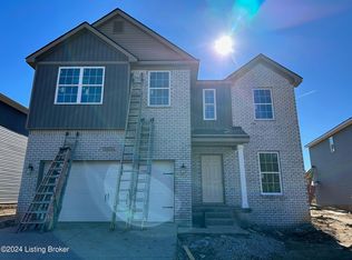 8431 Gateway Run Rd, Louisville, KY 40229