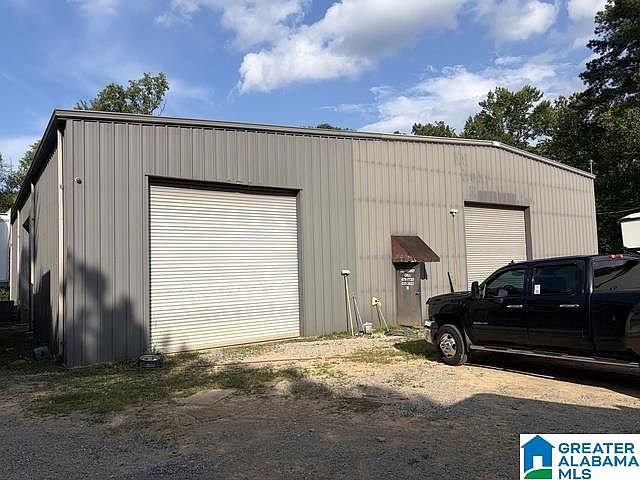 2nd image of 3850 Westover Rd #Na