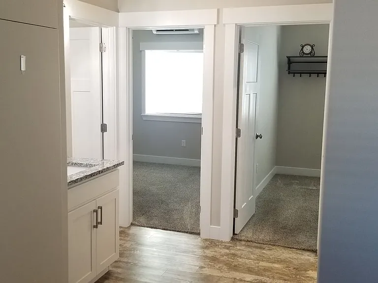 4282 N Maple Ln — Photo 3