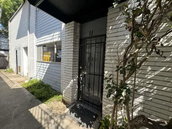 3300 Yorktown St APT 11, Houston, TX 77056