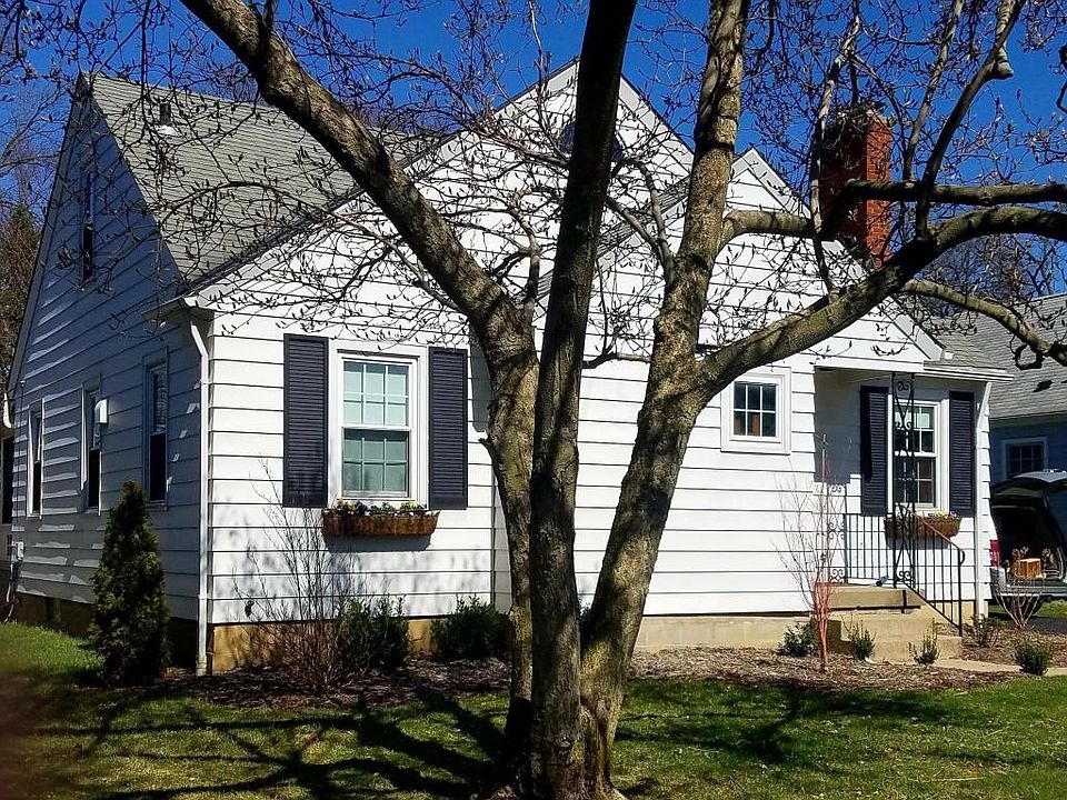 1st image of 308 E Kanawha Ave