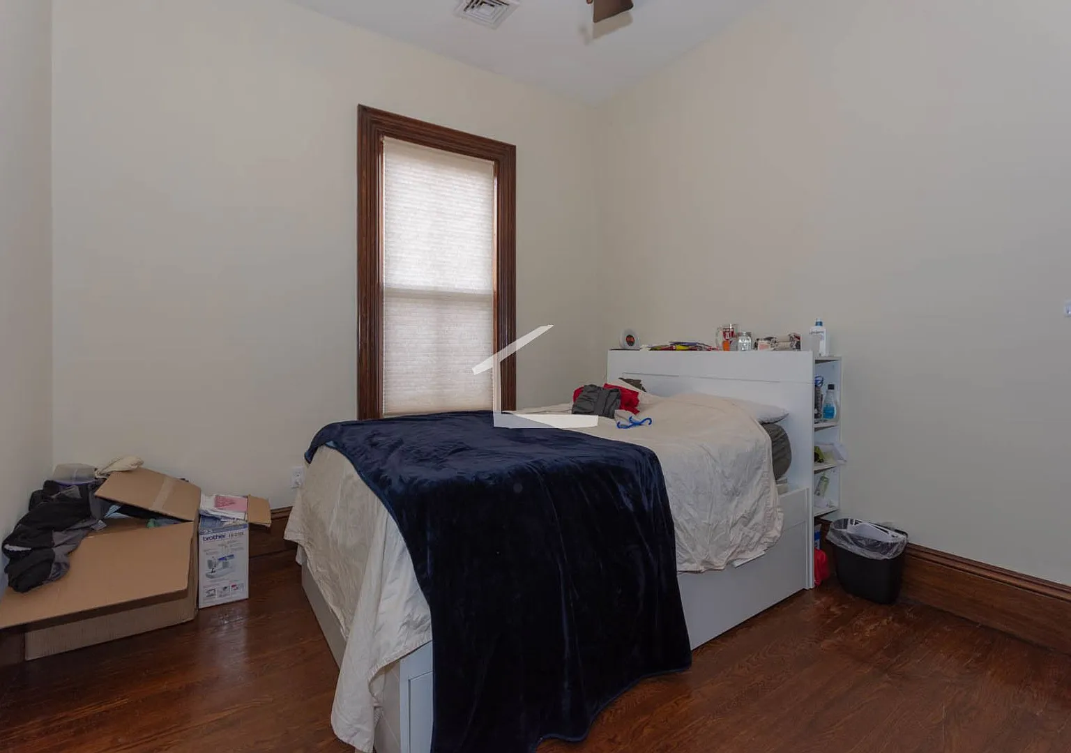Nicely renovated 4 bed unit near Northeastern! — Photo 4