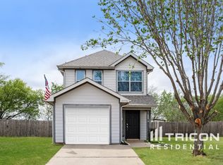 10756 Many Oaks Dr, Fort Worth, TX 76140