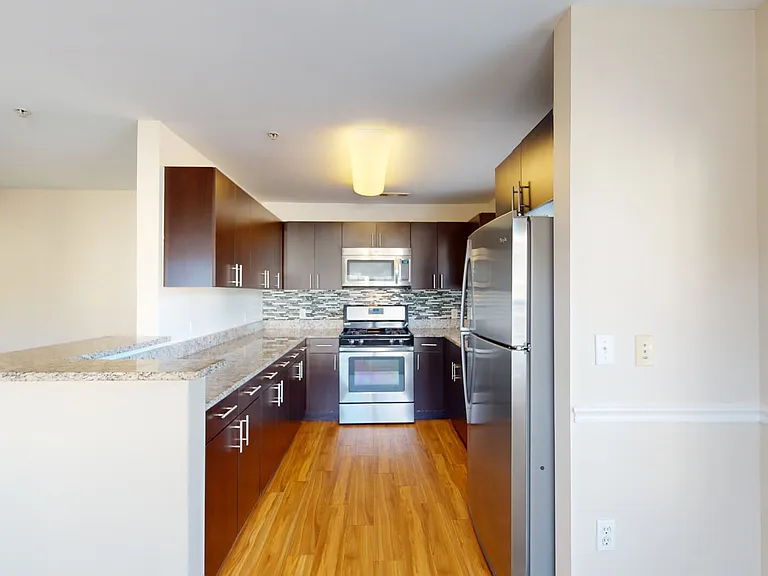 Inwood West — Photo 114