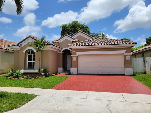 4949 SW 134th Ave