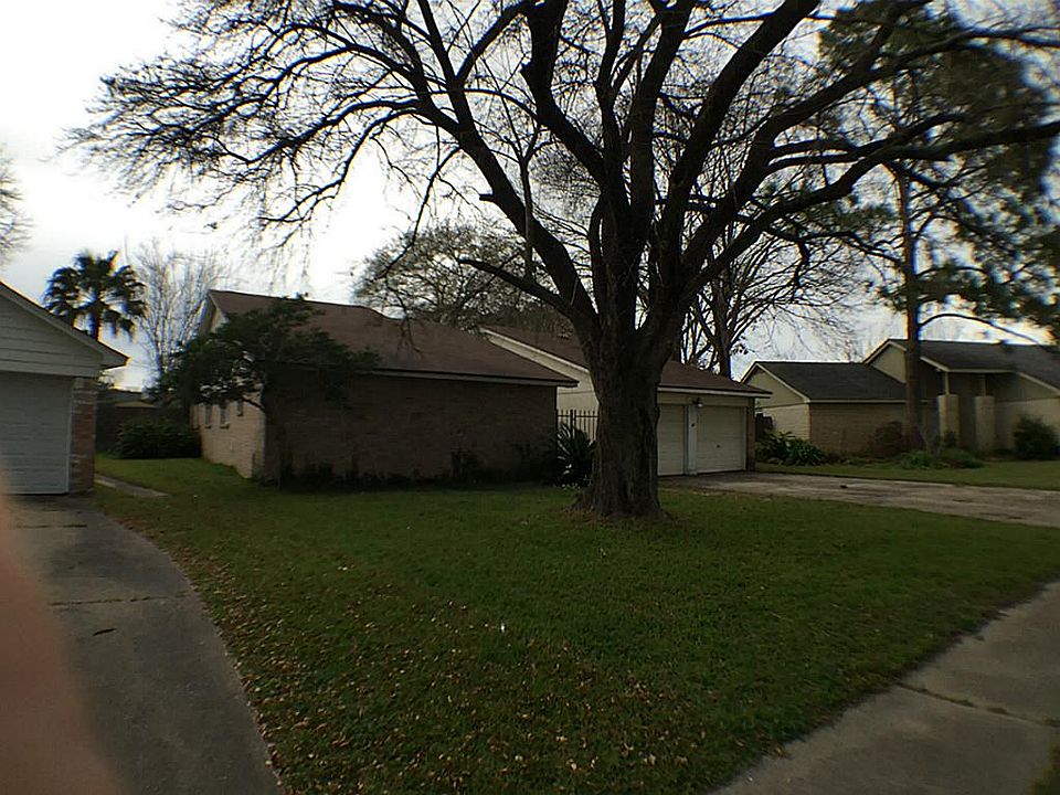1st image of 11335 Angelique Dr