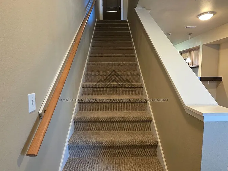75 SW Silverstar Ln — Photo 7