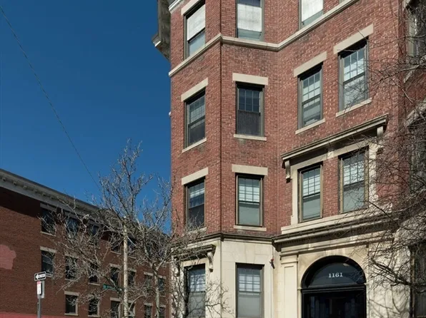 1161 Commonwealth Ave APT 4, Allston, MA 02134