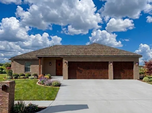 312 Nonpareil Ln, Clovis, NM 88101