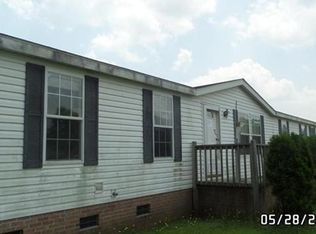 306 Royal Palm Ave, Holly Ridge, NC 28445