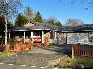 430 Duck Lake Dr NE, Ocean Shores, WA 98569