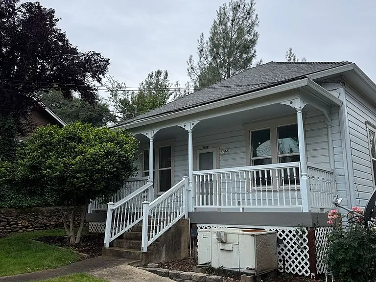 1144 Willis St — Photo 19