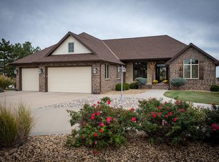 1805 Spruce St, Ellis, KS 67637