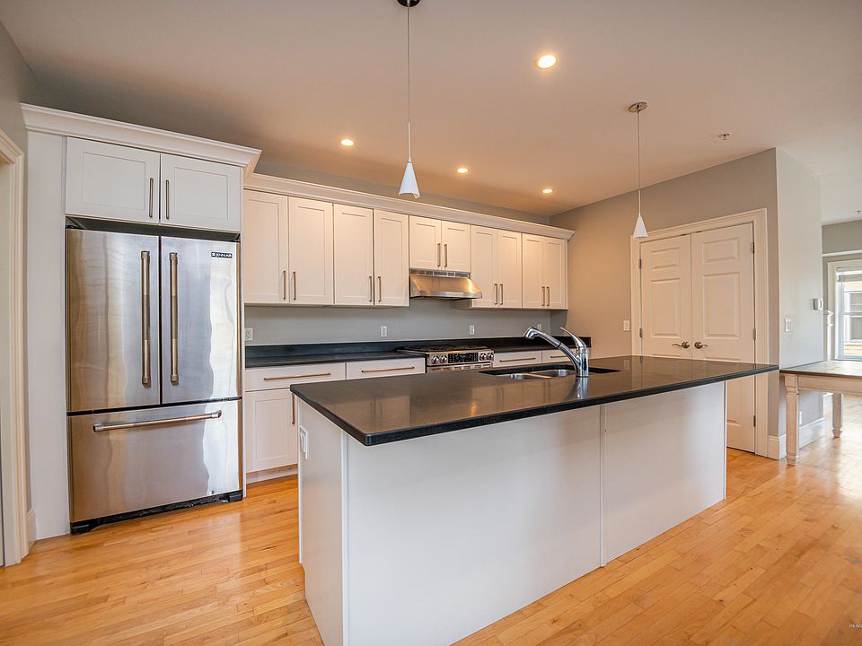 2nd image of 75 Clearwater Dr APT 307