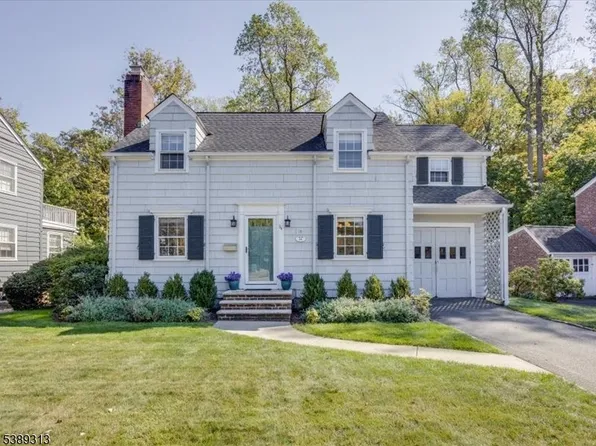 34 Essex Rd, Essex Fells Twp., NJ 07021