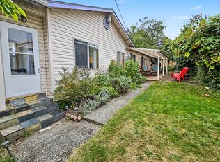 1115 SW 106th St, Seattle, WA 98146