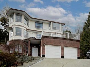 2255 Mountain Dr, Abbotsford, BC V3G 1E4