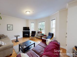 7 Marney St #1R, Cambridge, MA 02141