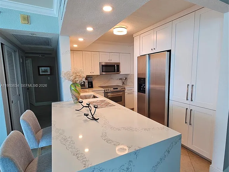2501 S Ocean Dr #411 — Photo 8