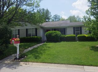 1 Barkwood Ct, Saint Peters, MO