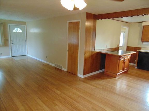 2nd image of 2990 Chili Ave