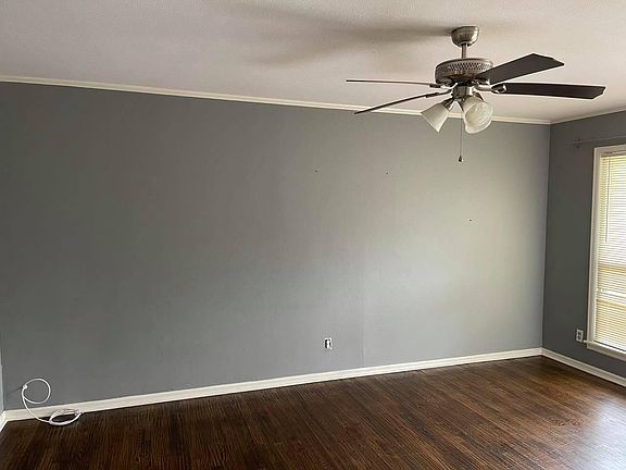 2nd image of 1524 Highland St