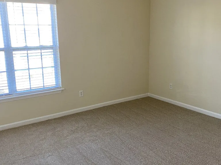 Clairmont at Farmgate — Photo 109