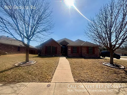 900 Grouse Rd Photo 1