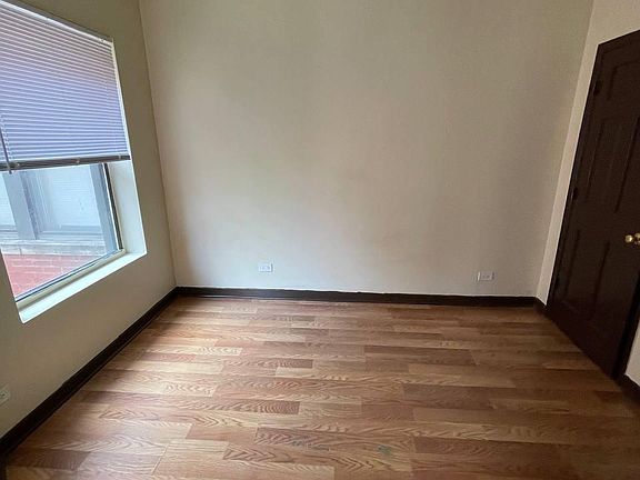 5th image of 7904 S Essex Ave APT 206