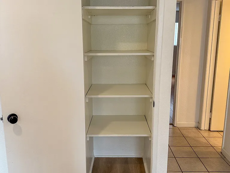 606 E Santa Anita Ave #B — Photo 7