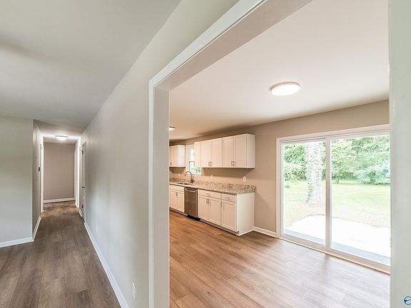 5th image of 4113 Blue Spring Rd NW