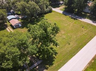 513 S Oak St, Genoa, NE 68640