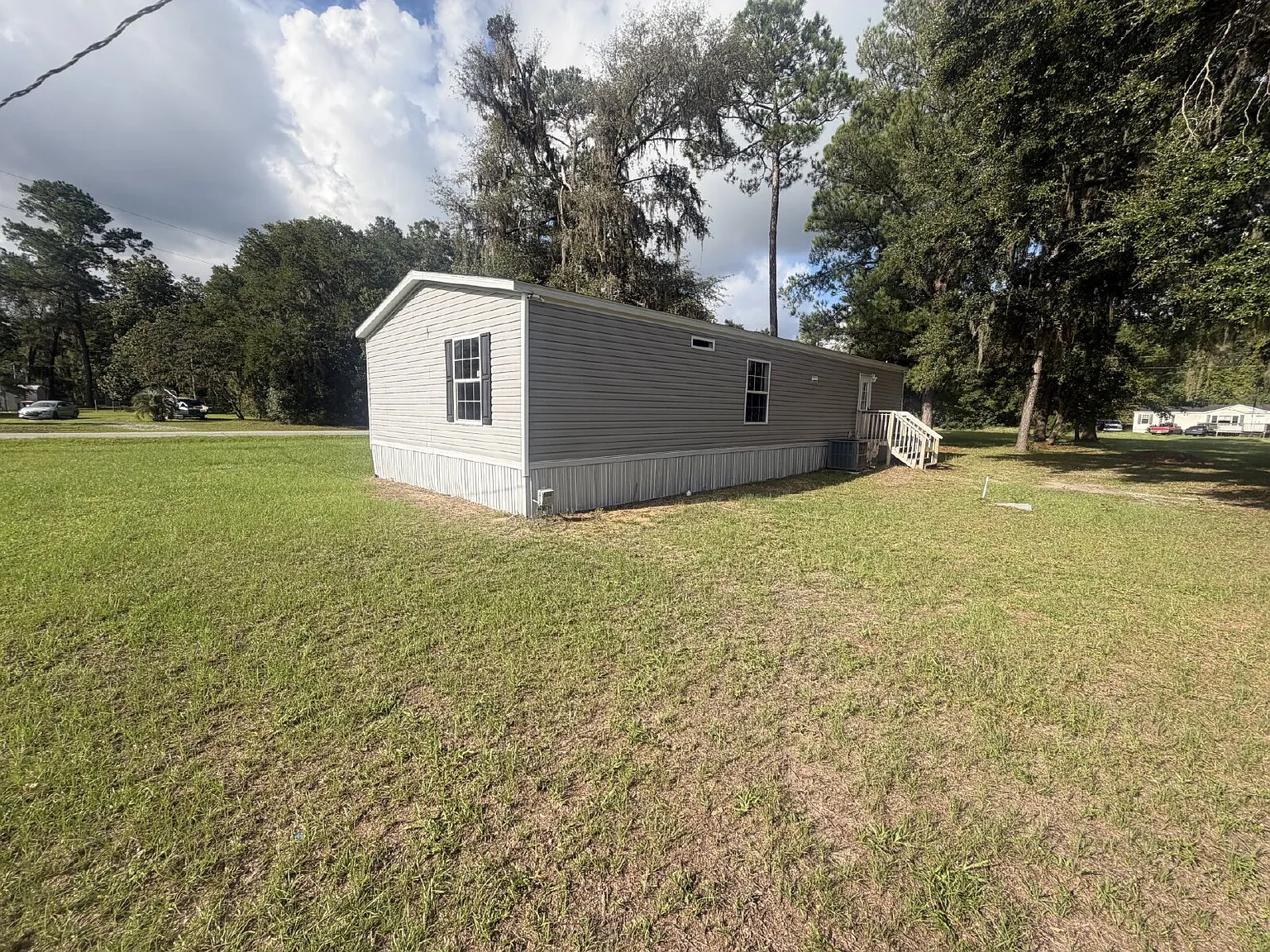3 bed, 2.0 bath, 1344 sqft, $1,650 — Photo 2