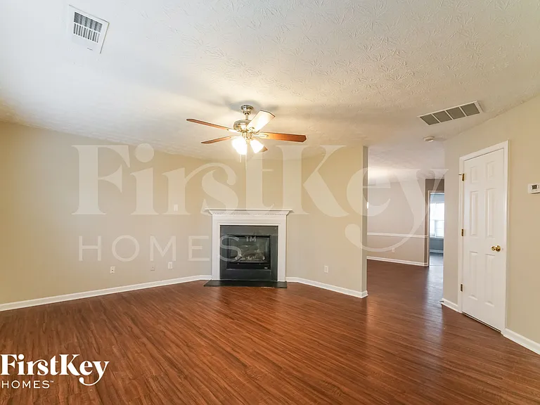 276 Weatherstone Pointe Dr — Photo 4