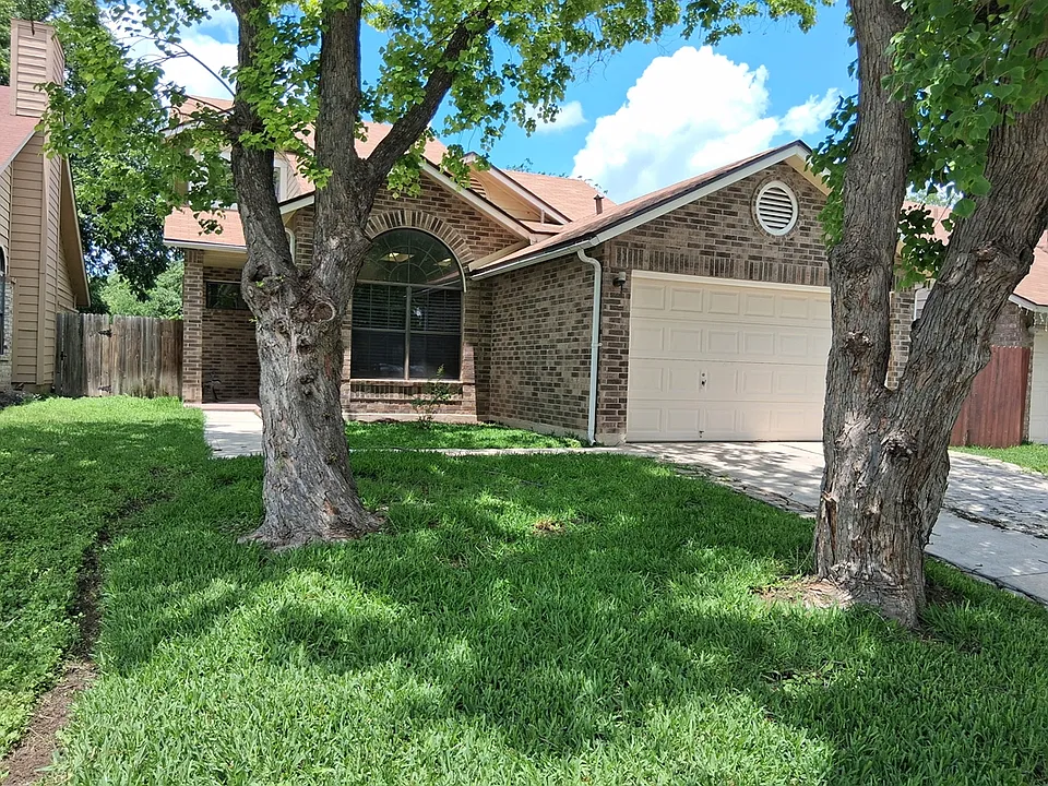 9947 Echo Plain Dr