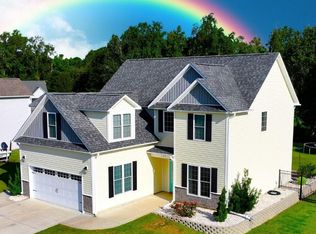 109 Ridge Cove Ln, Swansboro, NC 28584