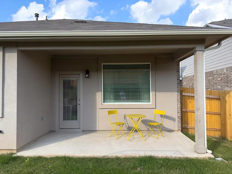 220 Brooklyn Dr — Photo 31