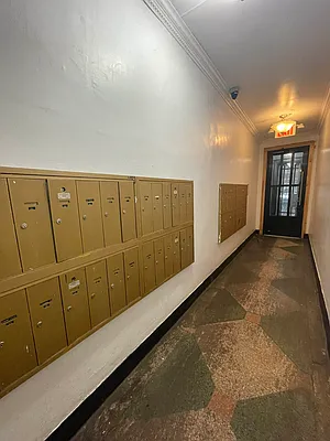 Rented by Universal Realty Group | media 17