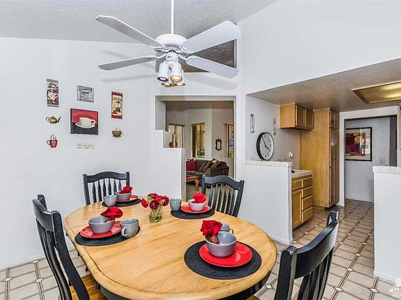 4th image of 41386 Princeville Ln