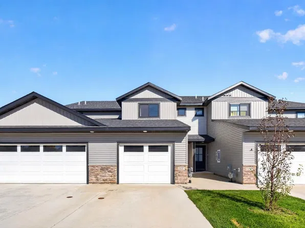 5237 Harvest Square Pl NW, Rochester, MN 55901
